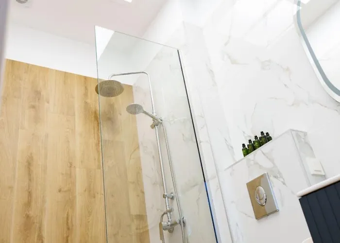 Diamond A1 Luxury * Nea Iraklitsa